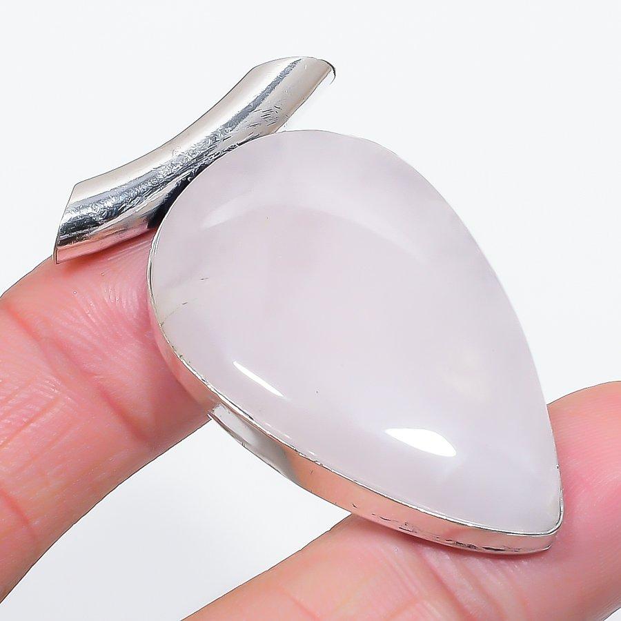 Натуральный камень Розовый кварц Серебро 925 пробы Ювелирная подвеска 1,93 d1N36
Натуральный камень Розовый кварц Серебро 925 пробы Ювелирная подвеска 1,93 d1N36