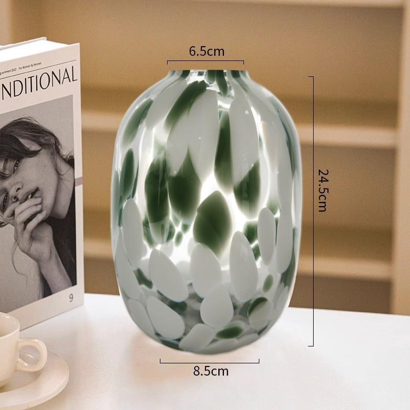 Big bellied round glass vase Original color snowflake water nurturing hanging clock flower vase home floor decor glass ornament
Big bellied round glass vase Original color snowflake water nurturing hanging clock flower vase home floor decor glass ornament