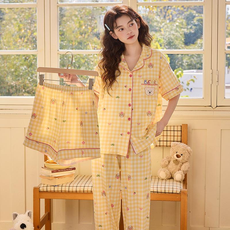 Women s Pure Cotton Three-Piece Pajama Set: Short-Sleeve Top, Shorts, Long Pants – Lightweight and Ideal for Summer or Outdoor Wear Extra Extra Large
Women s Pure Cotton Three-Piece Pajama Set: Short-Sleeve Top, Shorts, Long Pants – Lightweight and Ideal for Summer or Outdoor Wear Extra Extra Large