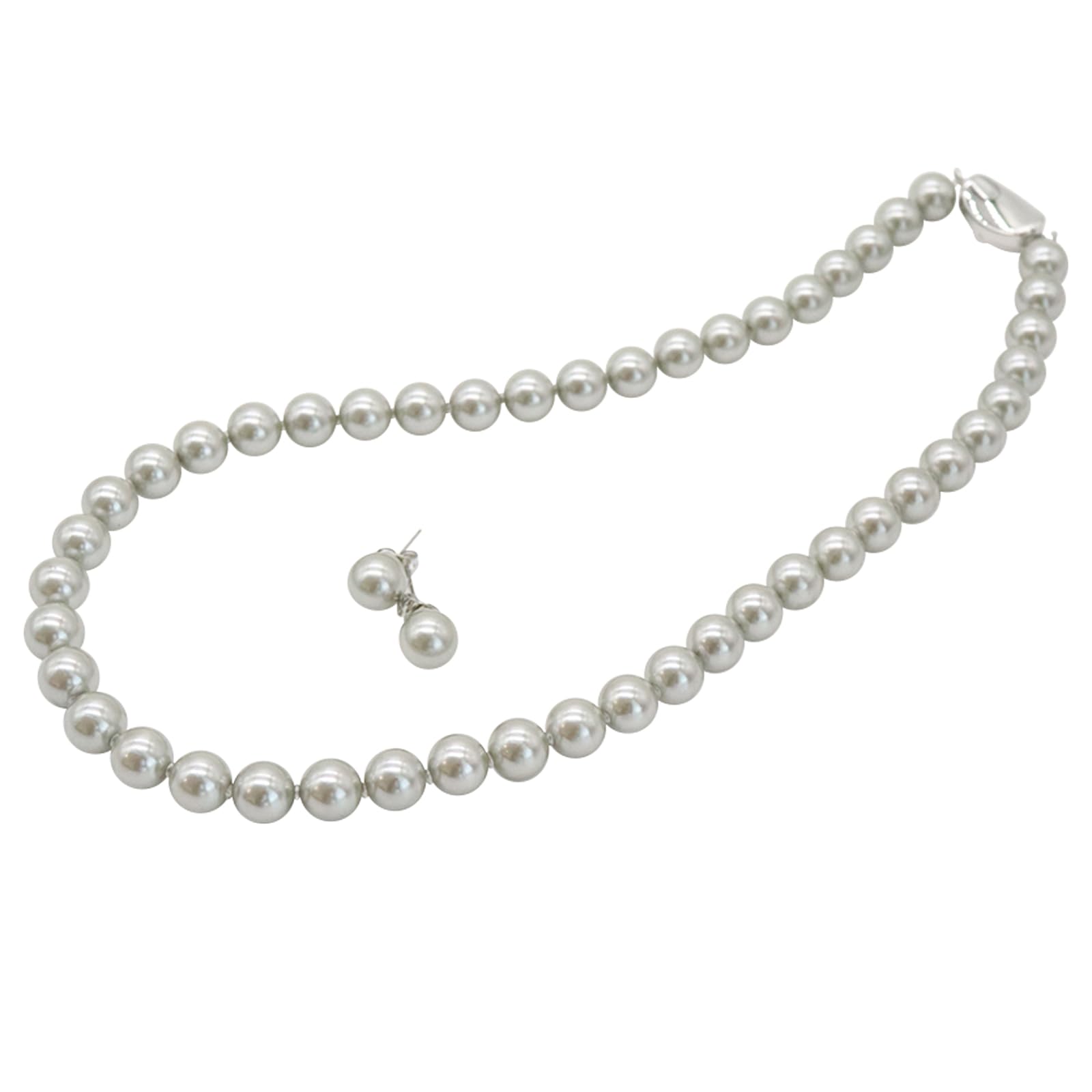 Shell pearl necklace set 8mm 42cm 40cm 45cm Formal occasions Pearl White Silver Black Gray Natural Earrings Pierced earrings box Made in Japan Comes
Shell pearl necklace set 8mm 42cm 40cm 45cm Formal occasions Pearl White Silver Black Gray Natural Earrings Pierced earrings box Made in Japan Comes