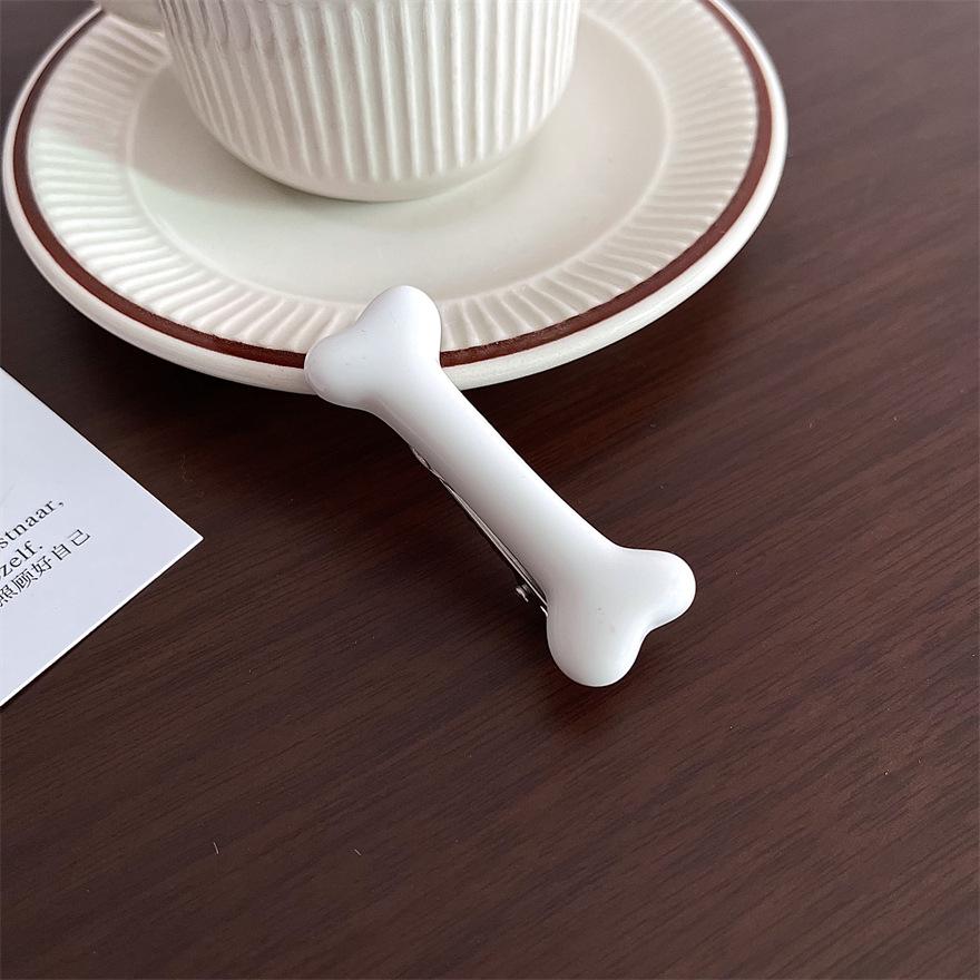 Soft Girl Heart Duckbill Bone Hair Clip - Cute & Funny Japanese Hairpin for Bangs
Soft Girl Heart Duckbill Bone Hair Clip - Cute & Funny Japanese Hairpin for Bangs