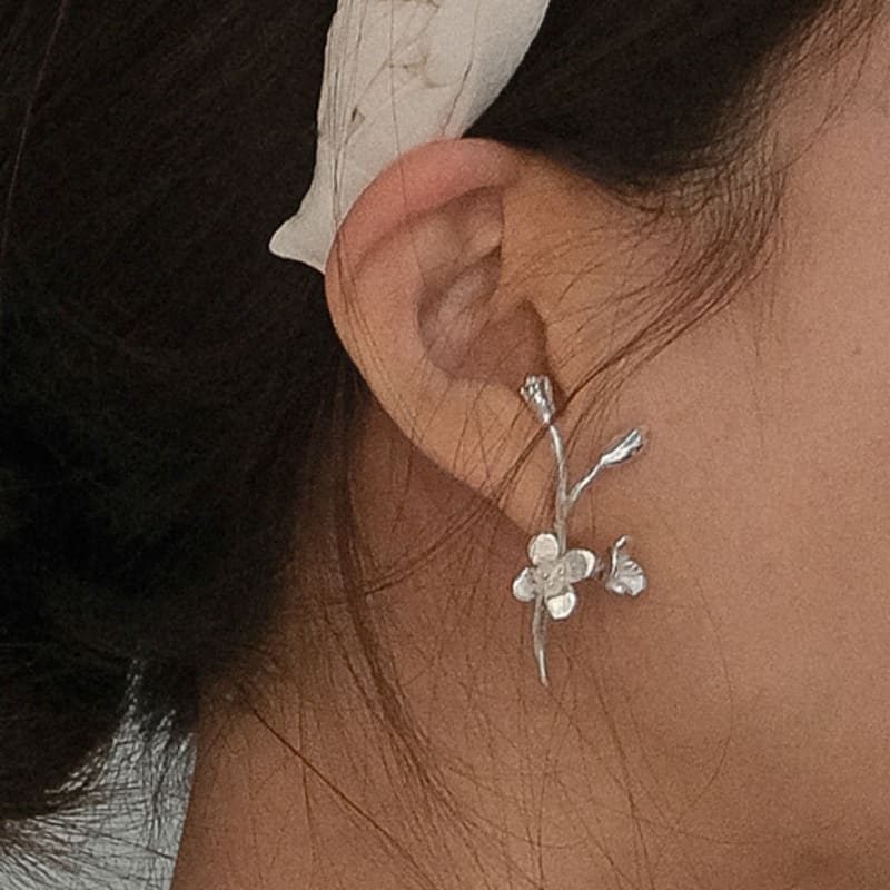 LIMILIMI dedicate to you E01 silver
LIMILIMI dedicate to you E01 silver