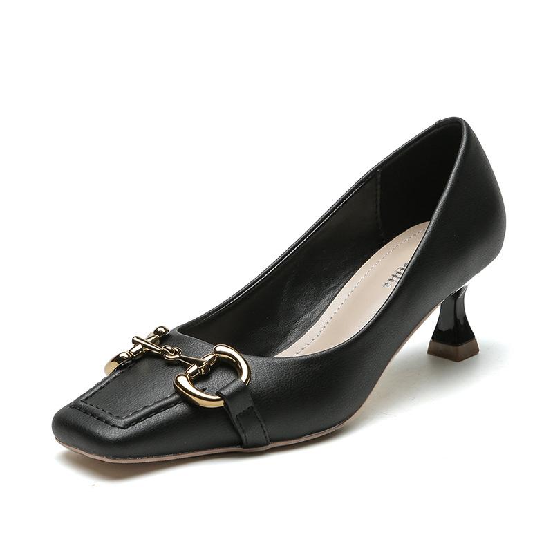 French retro Internet celebrity horse buckle single shoes fashion square head Mary Jane women s shoes 2025 new commuter high heels 34 чёрный
French retro Internet celebrity horse buckle single shoes fashion square head Mary Jane women s shoes 2025 new commuter high heels 34 чёрный