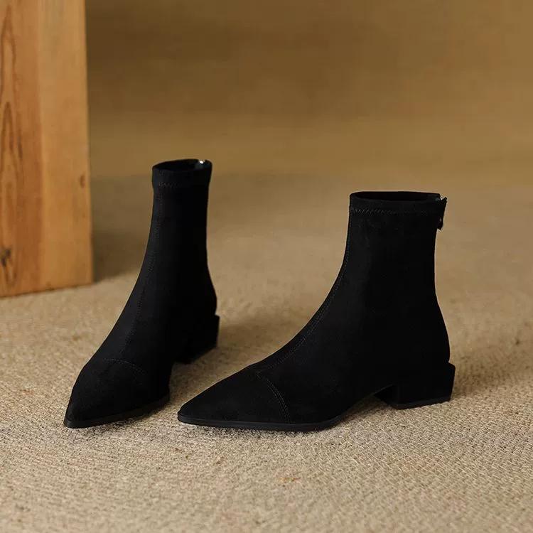 Plus-size Women s Boots 2026 Winter Fashion Pointed-toe Design Short Boots with Zippers on The Back, Slim Low-heeled Nude Boots 35 чорний
Plus-size Women s Boots 2026 Winter Fashion Pointed-toe Design Short Boots with Zippers on The Back, Slim Low-heeled Nude Boots 35 чорний