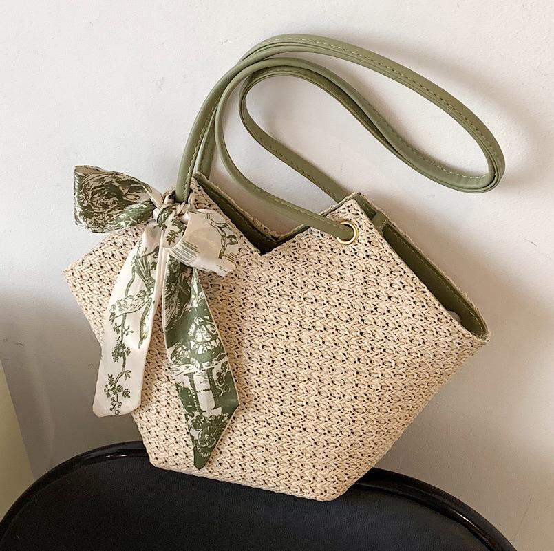 Straw bag women s large-capacity handbag new fashion summer niche shoulder bag woven texture tote bag зелёный
Straw bag women s large-capacity handbag new fashion summer niche shoulder bag woven texture tote bag зелёный