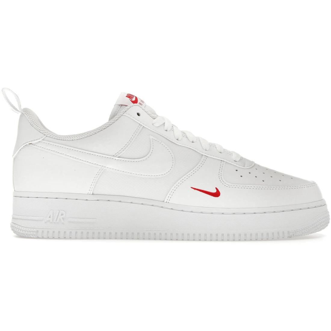 Sneaker Nike Air Force 1 Low 07 SE White Red Mini Swoosh(FZ7187-100) 45
Sneaker Nike Air Force 1 Low 07 SE White Red Mini Swoosh(FZ7187-100) 45
