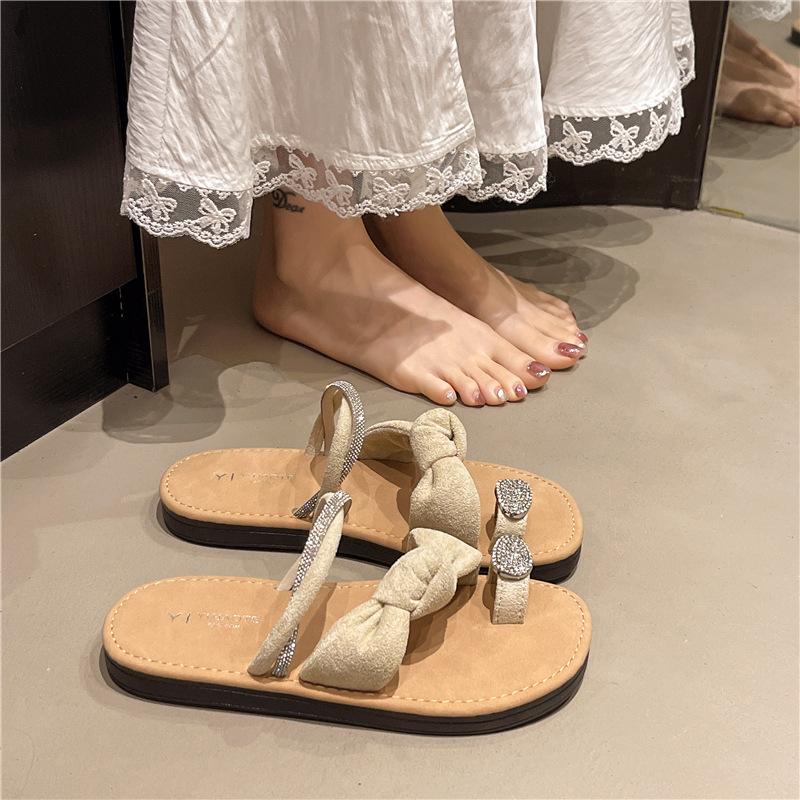 Pearl set toe sandals summer solid color outer wear versatile casual slippers round head foot non-slip shoes tide slippers 35
Pearl set toe sandals summer solid color outer wear versatile casual slippers round head foot non-slip shoes tide slippers 35