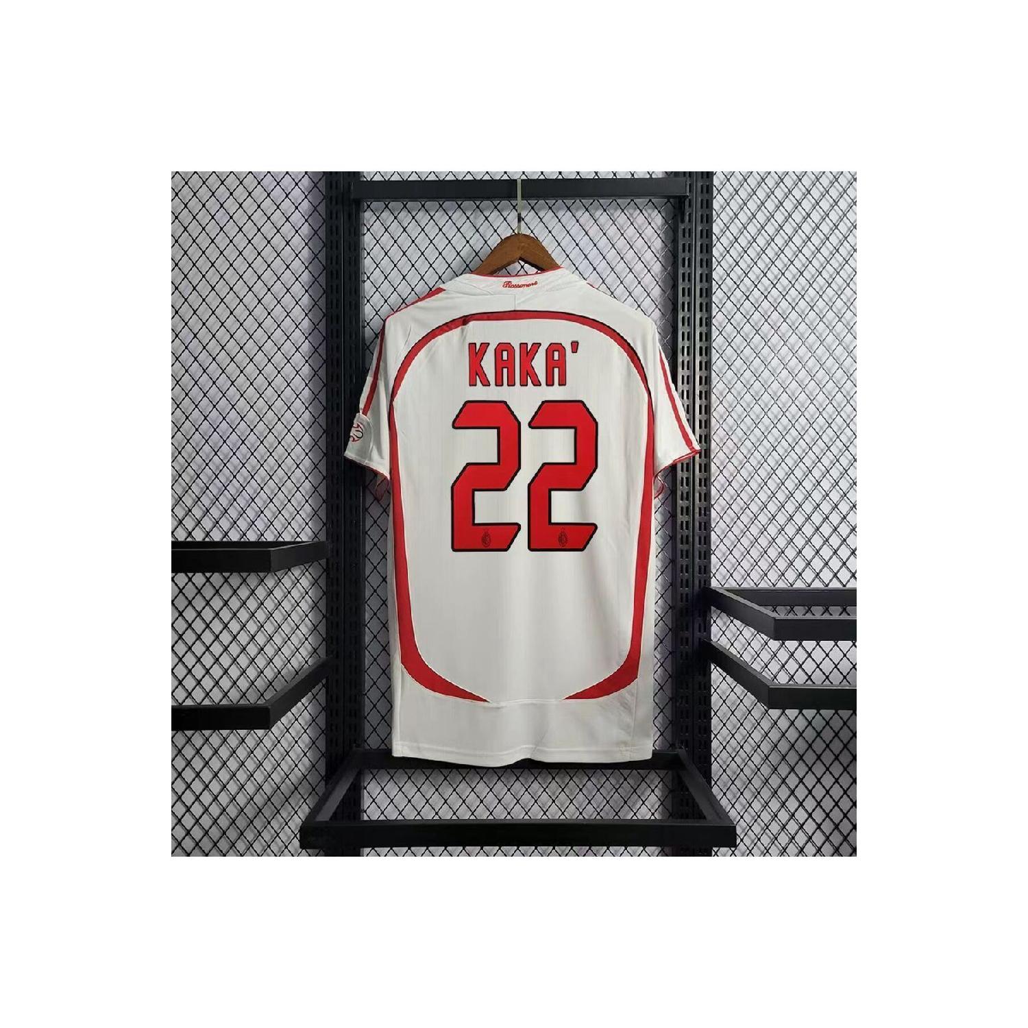 Джерси в стиле ретро Kaka Milan 2007 с логотипом и пальто 
Джерси в стиле ретро Kaka Milan 2007 с логотипом и пальто