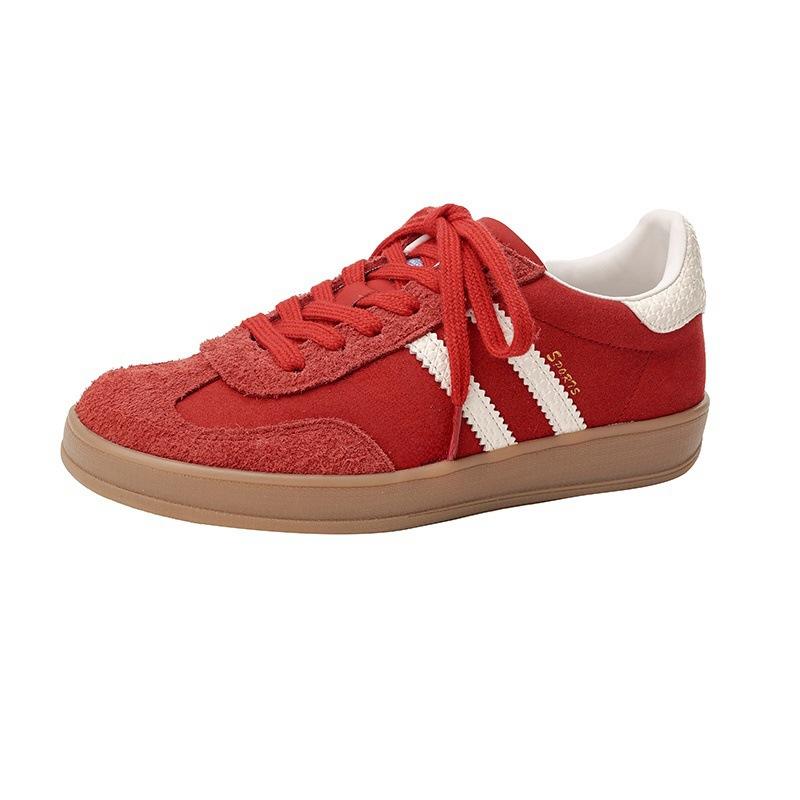 2025 spring new versatile red German training shoes women s leather casual Forrest Gump shoes retro strawberry bear board shoes women 35
2025 spring new versatile red German training shoes women s leather casual Forrest Gump shoes retro strawberry bear board shoes women 35