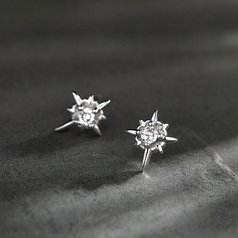 Earless-piercing trendy magnetic zircon stone women s Arctic star ear clips for men Copper белый
Earless-piercing trendy magnetic zircon stone women s Arctic star ear clips for men Copper белый