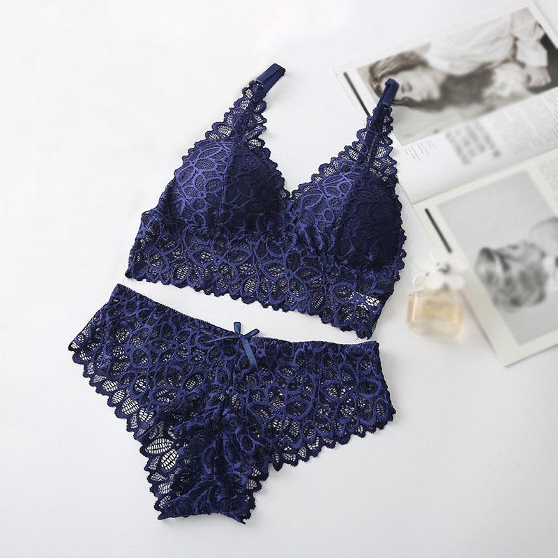 Комплект женского нижнего белья бюстгальтер и трусы комплект из двух частей женское кружевное нижнее белье костюм One Size
Комплект женского нижнего белья бюстгальтер и трусы комплект из двух частей женское кружевное нижнее белье костюм One Size