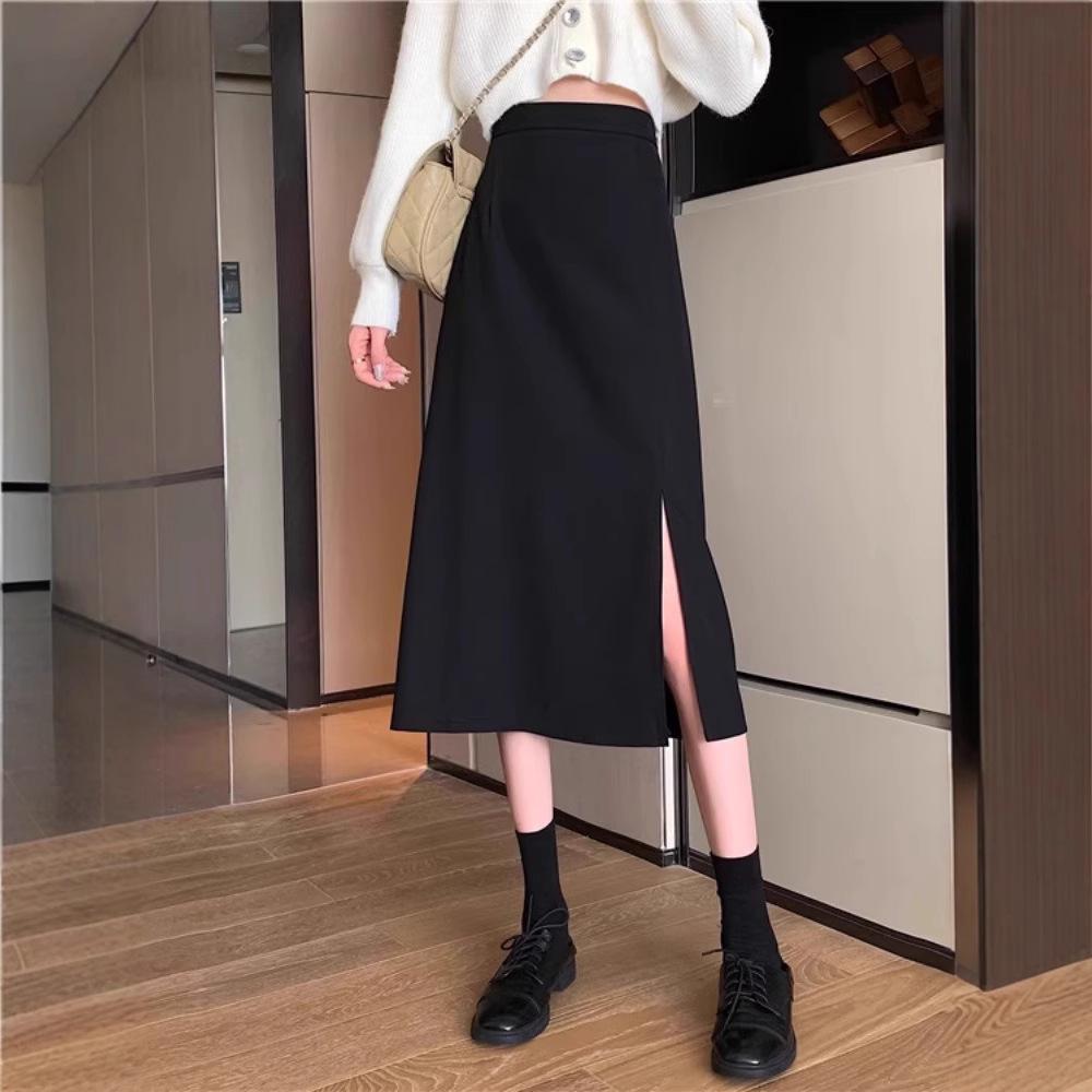 Black High-Waisted Slit Midi Skirt for Women - A-Line, Petite Fit 2XL (recommended for 131-147 kg)
Black High-Waisted Slit Midi Skirt for Women - A-Line, Petite Fit 2XL (recommended for 131-147 kg)