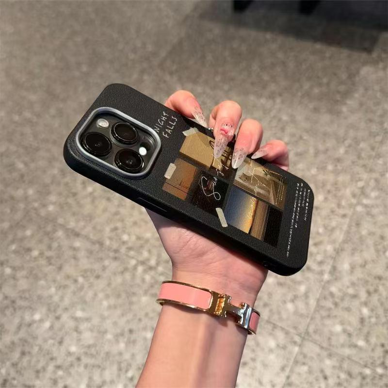 Artistic Phone Case for iPhone 13-17 Models: High-End Feel for Apple Devices iPhone 17
Artistic Phone Case for iPhone 13-17 Models: High-End Feel for Apple Devices iPhone 17
