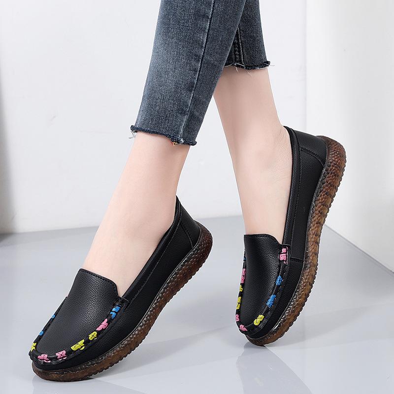 Spring leather beanie shoes women s round head middle and old women s single shoes soft sole flat sole women s shoes casual mother shoes 41 чорний
Spring leather beanie shoes women s round head middle and old women s single shoes soft sole flat sole women s shoes casual mother shoes 41 чорний