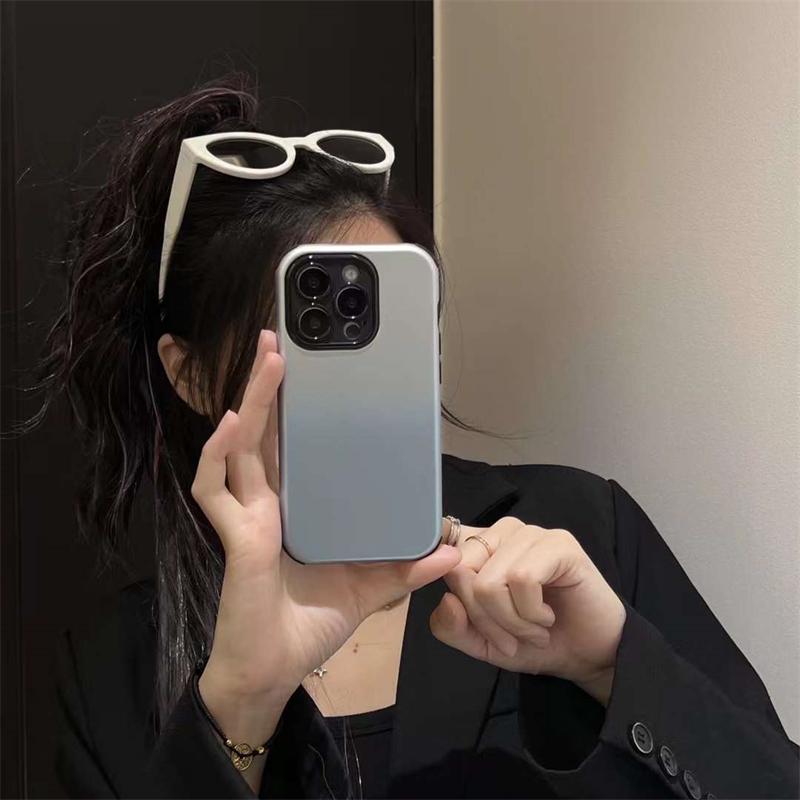 Роскошный модный чехол для телефона с градиентной металлической краской для iPhone 15 Pro Max 14 13 12 11 Pro, противоударный чехол с четырьмя углами iPhone 15 синий
Роскошный модный чехол для телефона с градиентной металлической краской для iPhone 15 Pro Max 14 13 12 11 Pro, противоударный чехол с четырьмя углами iPhone 15 синий