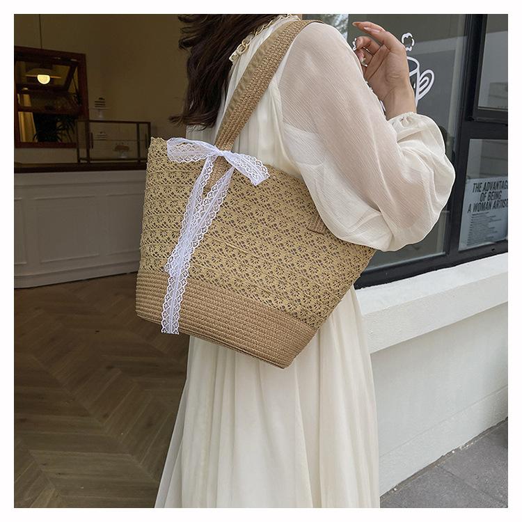 Lace straw bag woven bag women s vacation beach bag large capacity straw shoulder bag oblique span bucket bag хакі
Lace straw bag woven bag women s vacation beach bag large capacity straw shoulder bag oblique span bucket bag хакі