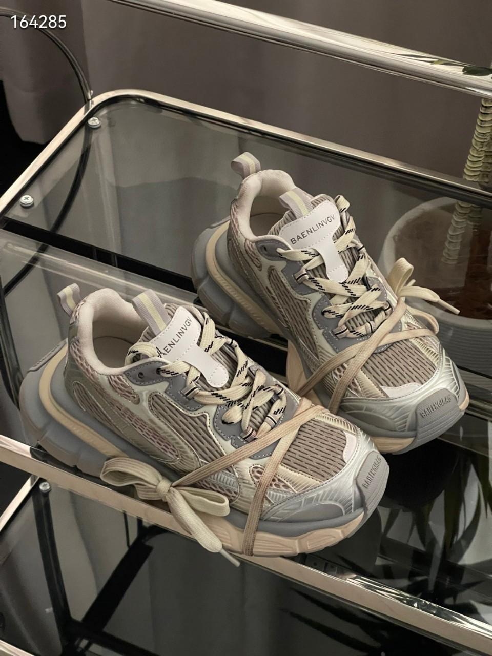 Праздник Весны не закрыт~ Весенние новинки 2025 года, парижский подиум, папины кроссовки, дышащие и увеличивающие рост, повседневная спортивная обувь, женская 40 золотой
Праздник Весны не закрыт~ Весенние новинки 2025 года, парижский подиум, папины кроссовки, дышащие и увеличивающие рост, повседневная спортивная обувь, женская 40 золотой