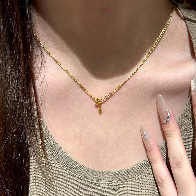 ANENJERY Матовое колье с круглым кулоном в виде капли воды для женщин, темпераментное, модное, особенные ювелирные подарки, оптовая продажа золотой
ANENJERY Матовое колье с круглым кулоном в виде капли воды для женщин, темпераментное, модное, особенные ювелирные подарки, оптовая продажа золотой