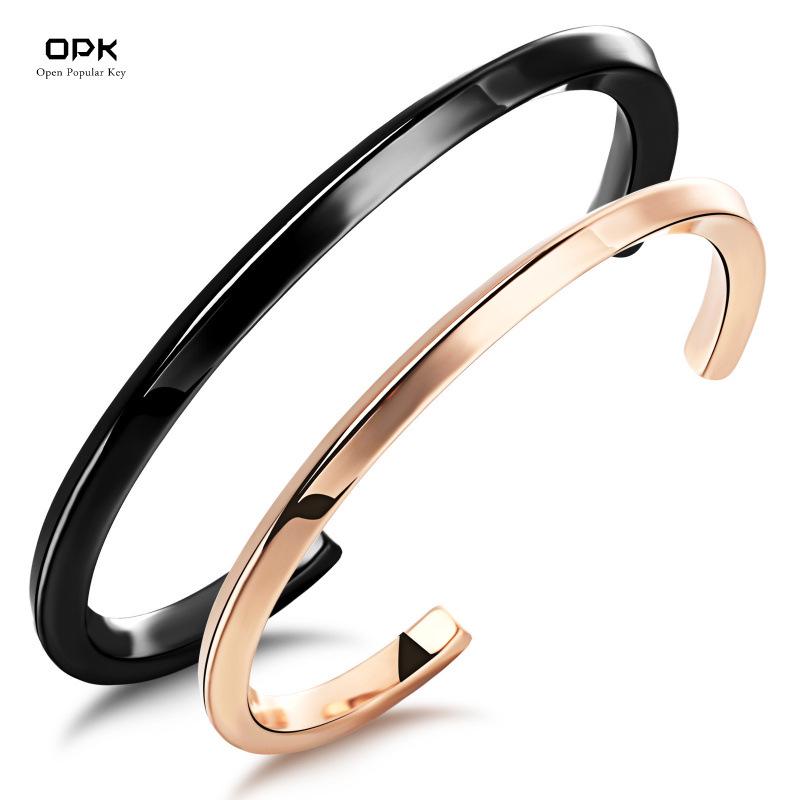 Unisex C-Shaped Stainless Steel Bangle: Trendy Open Bracelet for Couples Rose Gold Women s
Unisex C-Shaped Stainless Steel Bangle: Trendy Open Bracelet for Couples Rose Gold Women s