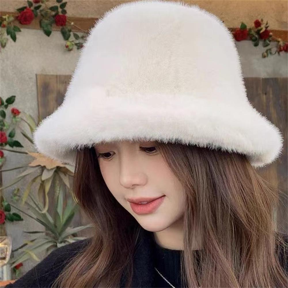 WHITE Faux Fur Fisherman Hats Antumn Winter Thickened Warm Bucket Hat Lady Outdoor Soft Snow Fur Cap Solid Wide Brim Caps
WHITE Faux Fur Fisherman Hats Antumn Winter Thickened Warm Bucket Hat Lady Outdoor Soft Snow Fur Cap Solid Wide Brim Caps