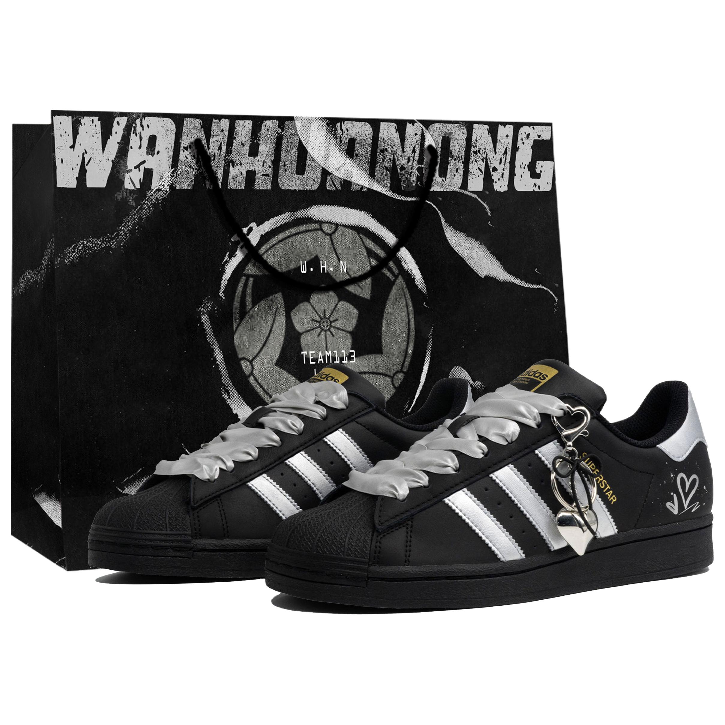 Adidas Originals SUPERSTAR Myriad Flowers Entwined, Silver Heart Slip Resistant Abrasion Resistant Low top EG4959(Team1023-BOX) 37⅓
Adidas Originals SUPERSTAR Myriad Flowers Entwined, Silver Heart Slip Resistant Abrasion Resistant Low top EG4959(Team1023-BOX) 37⅓