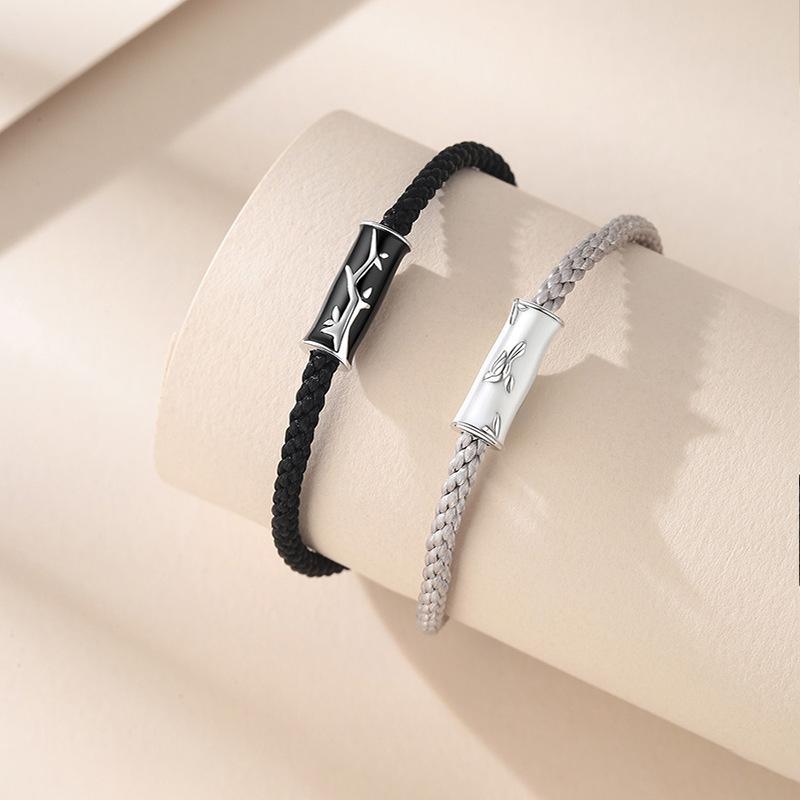 Original Blue Eucalyptus and Bird Hand Rope Fashion Versatile Couple Bracelet Qixi Festival Valentine s Day Gift for Girlfriend
Original Blue Eucalyptus and Bird Hand Rope Fashion Versatile Couple Bracelet Qixi Festival Valentine s Day Gift for Girlfriend