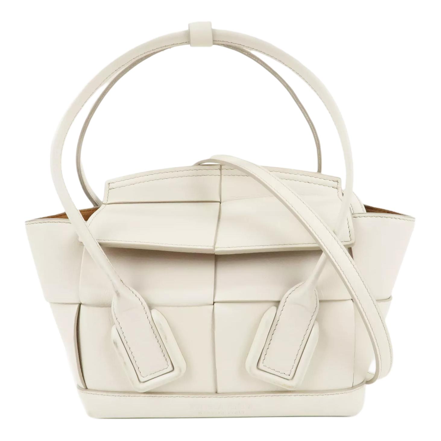 Bottega Veneta Tega Patchwork Design Leather Mini Shoulder Crossbody Bag Unisex bags White 600606VMAPI9009 Basic Set (Bag+Dust Bag)
Bottega Veneta Tega Patchwork Design Leather Mini Shoulder Crossbody Bag Unisex bags White 600606VMAPI9009 Basic Set (Bag+Dust Bag)