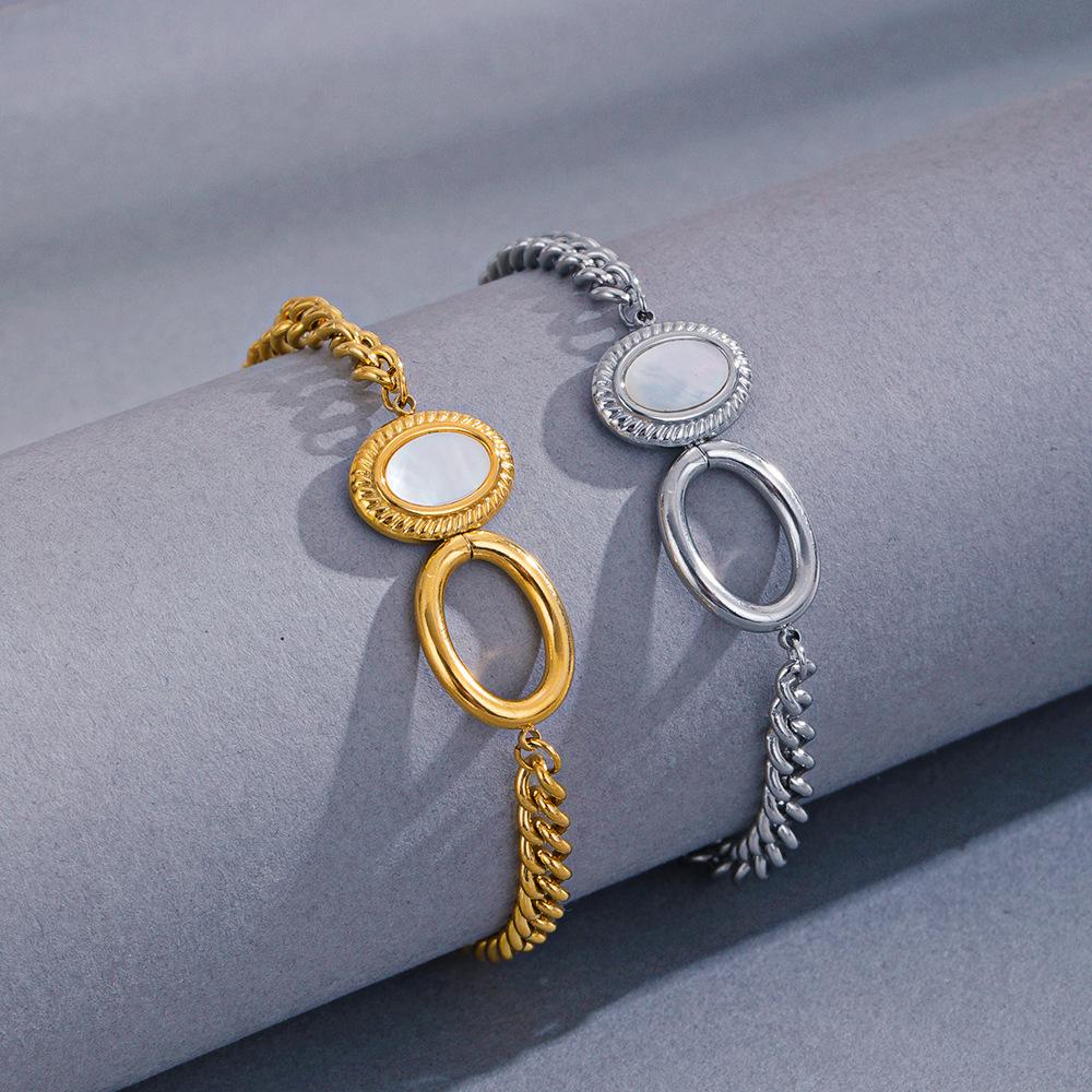 European and American new oval shell bracelet women s fashion retro hollow design stainless steel bracelet titanium steel jewelry золотий
European and American new oval shell bracelet women s fashion retro hollow design stainless steel bracelet titanium steel jewelry золотий