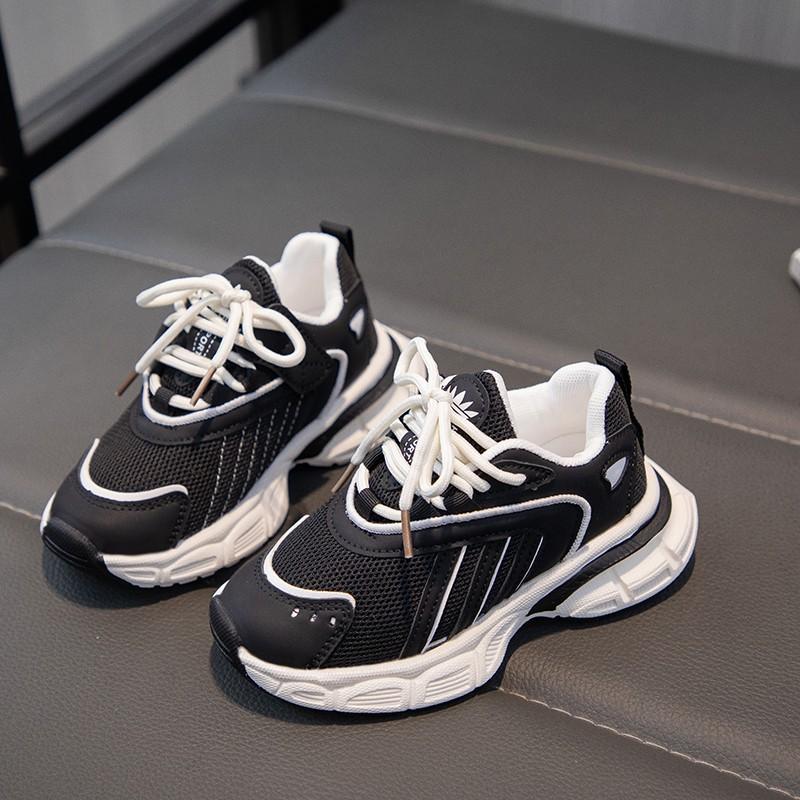 New Spring and Autumn Fashion Personality Running Shoes for Boys and Girls Casual Breathable Light and Comfortable Soft Sole Sports Shoes 27 чорний
New Spring and Autumn Fashion Personality Running Shoes for Boys and Girls Casual Breathable Light and Comfortable Soft Sole Sports Shoes 27 чорний