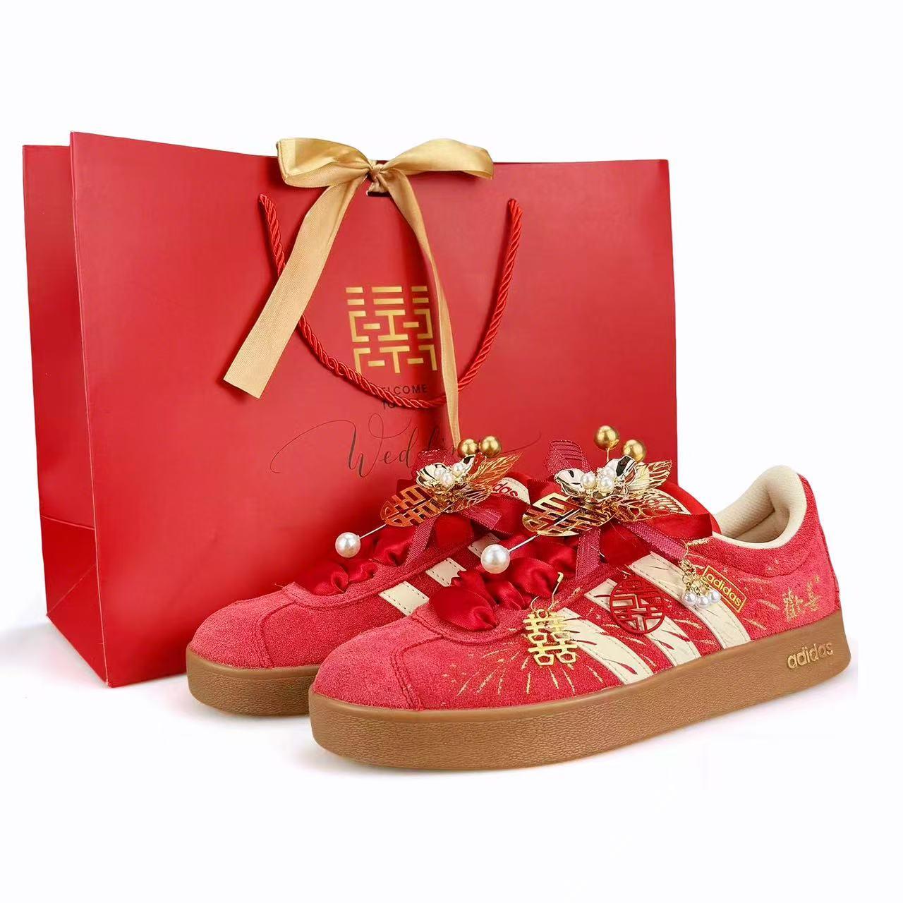 Adidas Vl Court Classic Every Step With Joy Abrasion Resistant Low top Skateboard Shoes Unisex Red KK3774(Team1488-) 36⅔
Adidas Vl Court Classic Every Step With Joy Abrasion Resistant Low top Skateboard Shoes Unisex Red KK3774(Team1488-) 36⅔