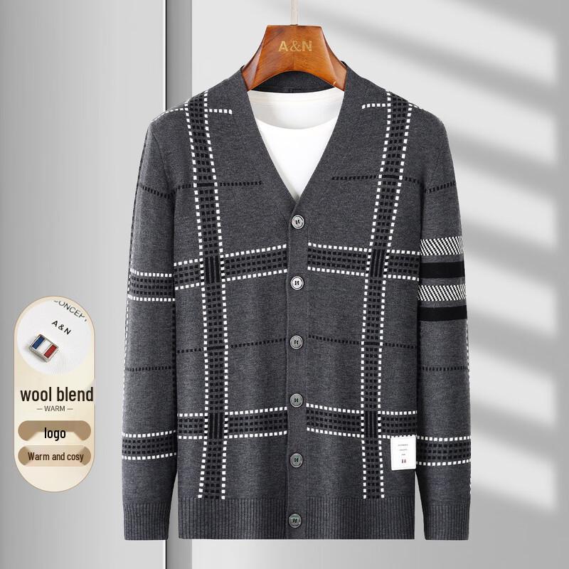 Antonio Men s Cotton & Wool Blend Knit Cardigan L / 50
Antonio Men s Cotton & Wool Blend Knit Cardigan L / 50