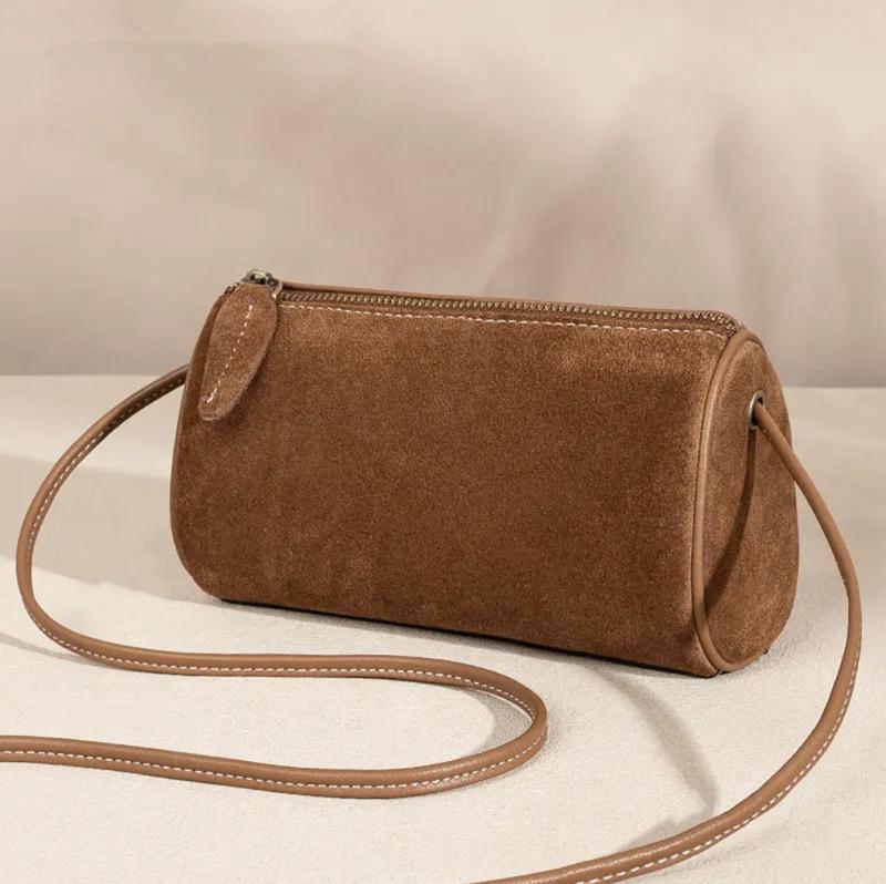 Faux suede Women pillow shoulder messenger bags small Soft Handbag for Ladies Mobile Crossbody Bags bolsas phe wallet коричневий
Faux suede Women pillow shoulder messenger bags small Soft Handbag for Ladies Mobile Crossbody Bags bolsas phe wallet коричневий