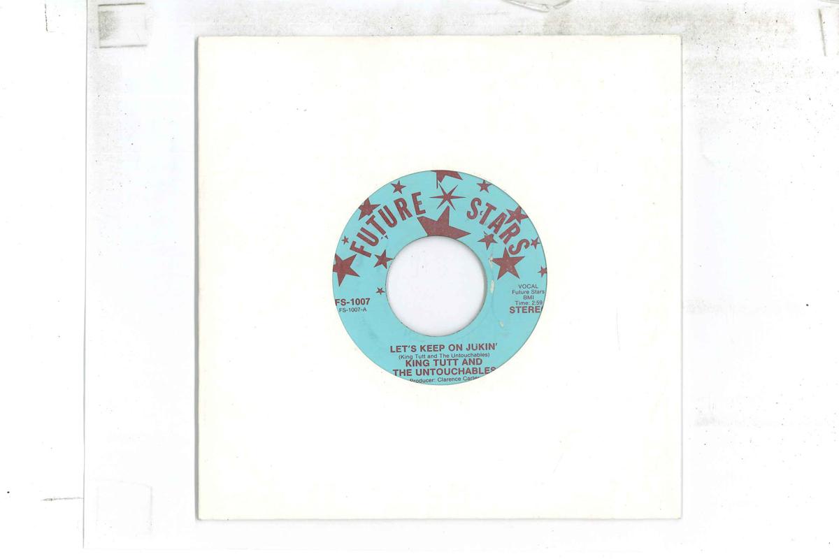 7inch Record KING TUTT THE UNTOUCHABLES Lets Keep On Jukin FS1007 FUTURE STARS US SoulFunk Used
7inch Record KING TUTT THE UNTOUCHABLES Lets Keep On Jukin FS1007 FUTURE STARS US SoulFunk Used