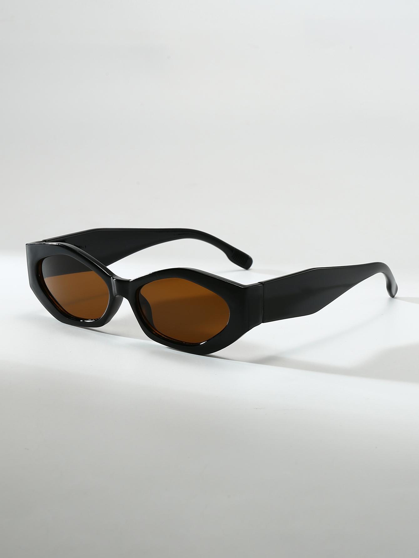 Fashionable Ladies Sunglasses Set with Ultra-Wide Legs And Irregular Frame for Street Style Beach Vacation Travel Decoration коричневый
Fashionable Ladies Sunglasses Set with Ultra-Wide Legs And Irregular Frame for Street Style Beach Vacation Travel Decoration коричневый