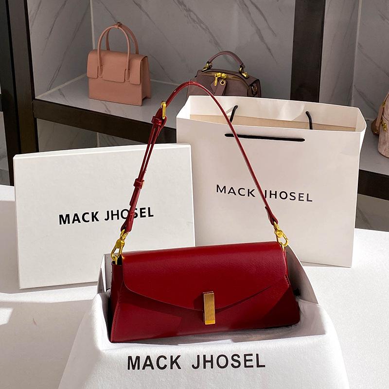 Высококлассная ретро красная свадебная сумка подмышку 2024 красный
Высококлассная ретро красная свадебная сумка подмышку 2024 красный