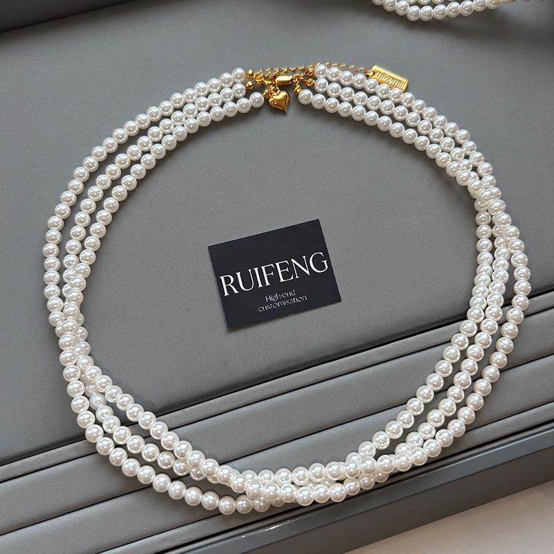French Retro Light Luxury Multi-layer Layered Necklace for Women, Niche Design, High-end New Style, Atmospheric Sweater Chain
French Retro Light Luxury Multi-layer Layered Necklace for Women, Niche Design, High-end New Style, Atmospheric Sweater Chain