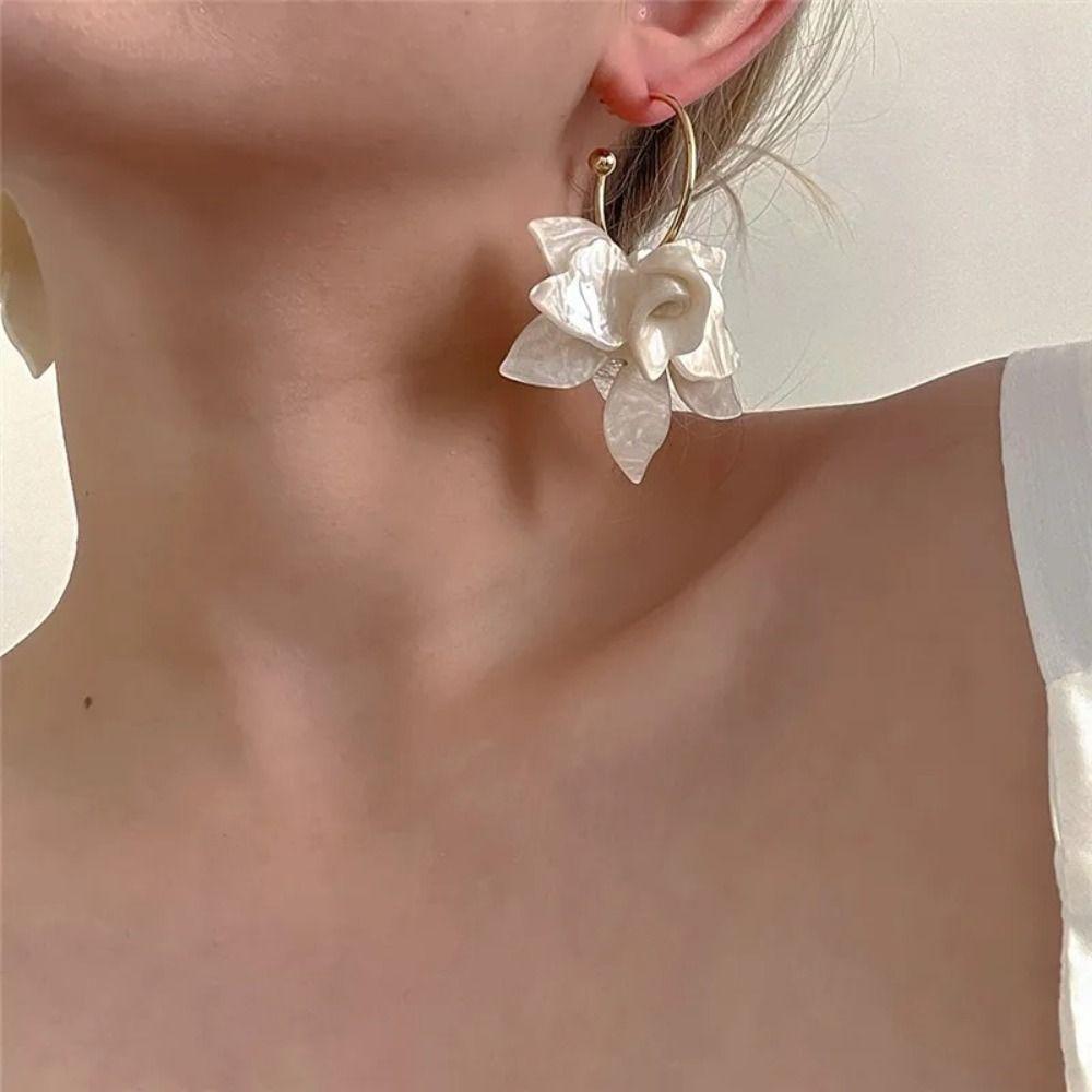 Ear Studs Flower Earrings Studs Trendy Vintage Acetate Earrings Acrylic Flower Earrings Gift
Ear Studs Flower Earrings Studs Trendy Vintage Acetate Earrings Acrylic Flower Earrings Gift