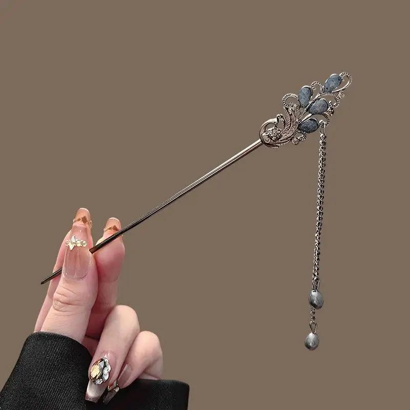 Chinese Style Flower Tassel Hairpin Vintage Floral Pearl Hair Stick Exquisite Elegant Metal Jewelry Hair Accessory
Chinese Style Flower Tassel Hairpin Vintage Floral Pearl Hair Stick Exquisite Elegant Metal Jewelry Hair Accessory