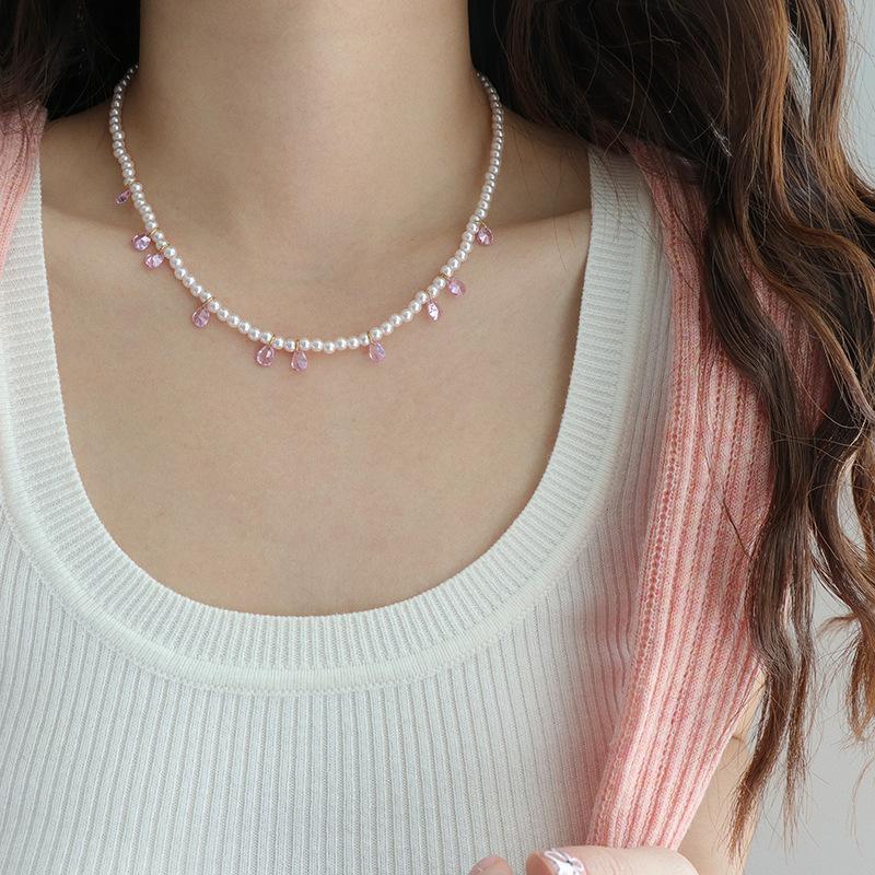Pearl zircon water drop necklace simple and sweet personality collarbone chain versatile fashion temperament jewelry women
Pearl zircon water drop necklace simple and sweet personality collarbone chain versatile fashion temperament jewelry women