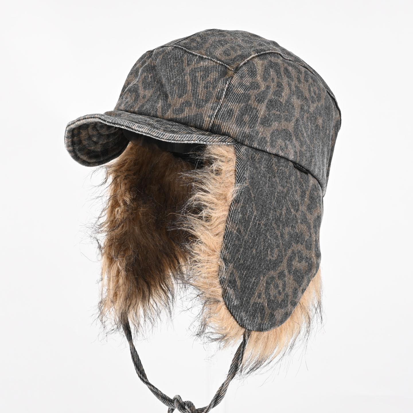 Американская плюшевая шапка с леопардовым принтом, мужская и женская, зимняя, теплая и холодная, для активного отдыха, для велоспорта, шапка-пилот с ушами average size (55-59cm)
Американская плюшевая шапка с леопардовым принтом, мужская и женская, зимняя, теплая и холодная, для активного отдыха, для велоспорта, шапка-пилот с ушами average size (55-59cm)