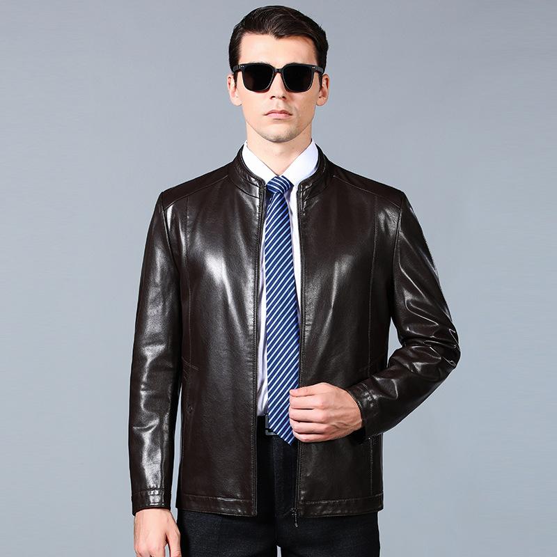 Высококачественная кожаная куртка, новая мужская кожаная куртка, удобная деловая, повседневная теплая куртка с воротником-стойкой для людей среднего и пожилого возраста. 4XL
Высококачественная кожаная куртка, новая мужская кожаная куртка, удобная деловая, повседневная теплая куртка с воротником-стойкой для людей среднего и пожилого возраста. 4XL