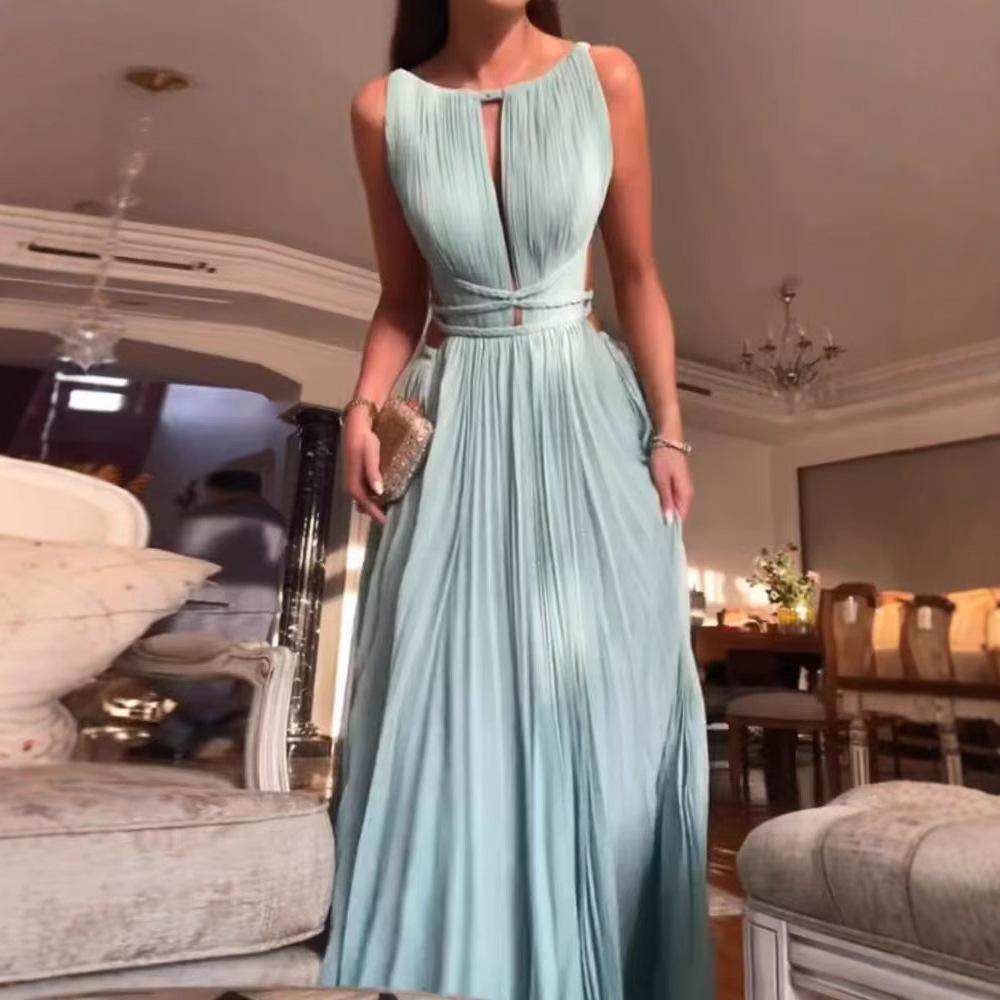 Платье длинное плиссированное с открытой спиной и вырезом лодочкой, с высокой талией S зелёный
Платье длинное плиссированное с открытой спиной и вырезом лодочкой, с высокой талией S зелёный