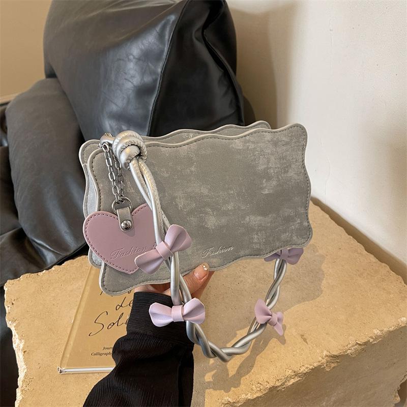 Маленькая квадратная сумка через плечо для женщин, повседневная сумка через плечо, симпатичная сумка для девочек, новая
Маленькая квадратная сумка через плечо для женщин, повседневная сумка через плечо, симпатичная сумка для девочек, новая