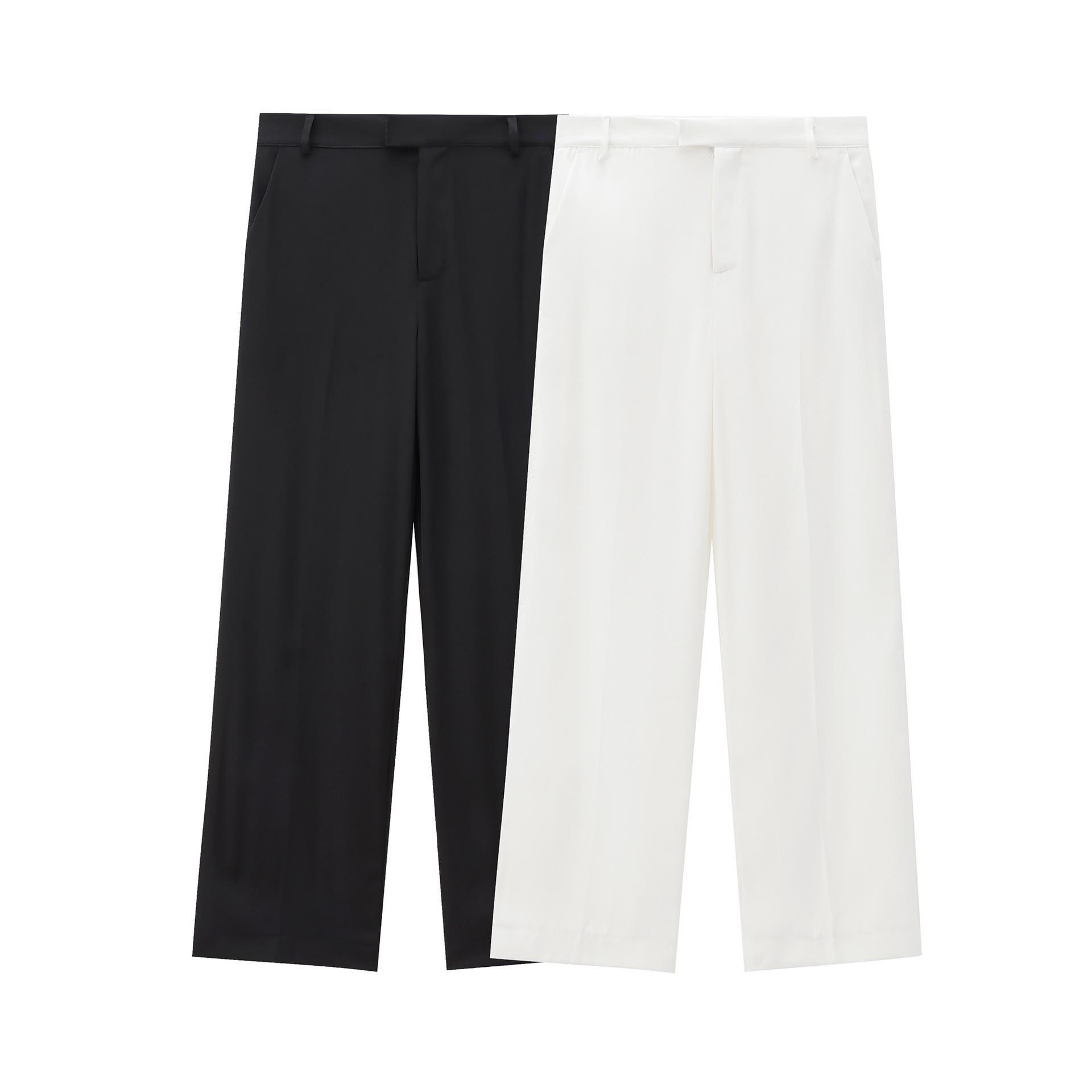 Женский безрукавный жилет на пуговицах и комплект повседневных брюк на весну/лето 2024 - Высококлассный европейский и американский стиль Large
Женский безрукавный жилет на пуговицах и комплект повседневных брюк на весну/лето 2024 - Высококлассный европейский и американский стиль Large