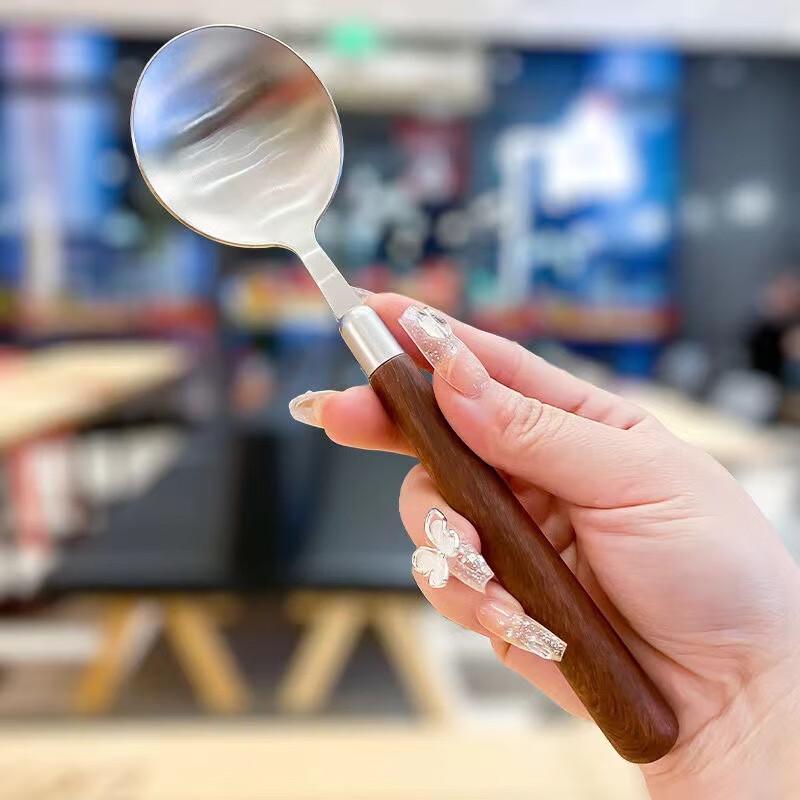 6-Piece Frosted Stainless Steel Round Spoon Set
6-Piece Frosted Stainless Steel Round Spoon Set