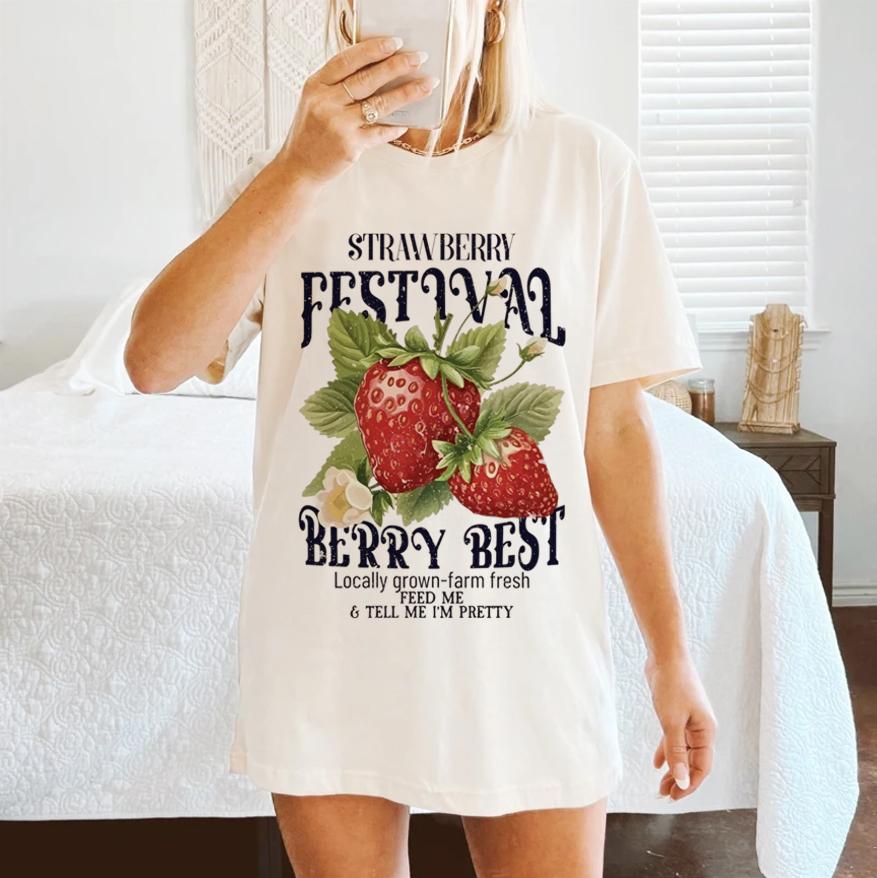 Fresh Fruit Strawberry Pattern Cute Style Trendy Fashion TShirt Womens Summer Short Sleeved Printed Holiday TShirt Sweet Top S
Fresh Fruit Strawberry Pattern Cute Style Trendy Fashion TShirt Womens Summer Short Sleeved Printed Holiday TShirt Sweet Top S