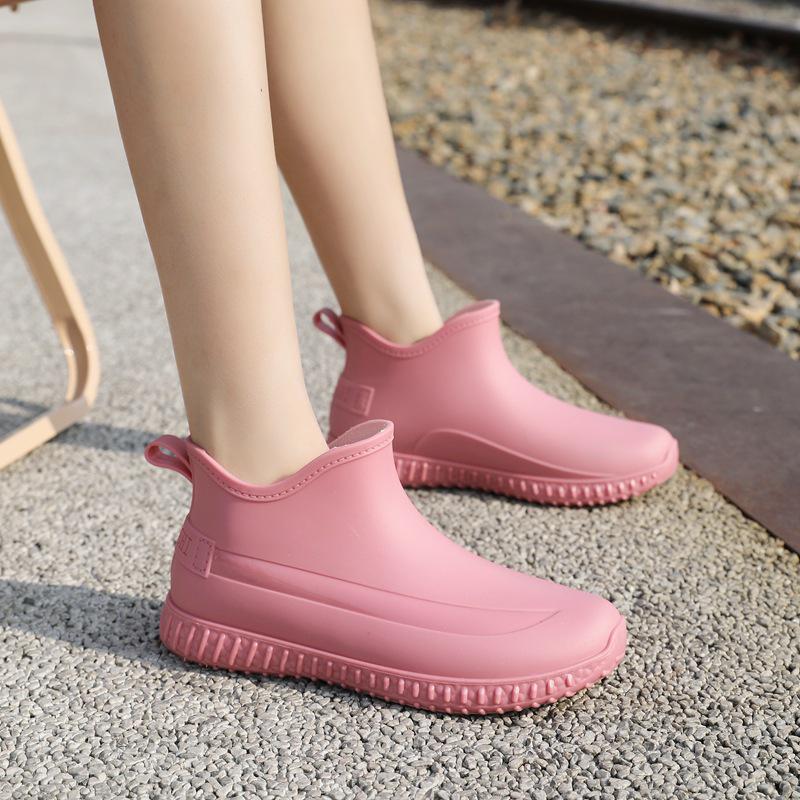 Women s Japanese Style Waterproof Ankle Rain Boots - Non-Slip, Thick Sole, Fashionable, Wear-Resistant Rubber for Summer 39
Women s Japanese Style Waterproof Ankle Rain Boots - Non-Slip, Thick Sole, Fashionable, Wear-Resistant Rubber for Summer 39