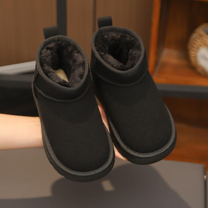 Children s snow boots for boys and girls, winter slip-on plush-lined thickened short boots, cotton shoes, warm shoes with soft soles for older 25 чёрный
Children s snow boots for boys and girls, winter slip-on plush-lined thickened short boots, cotton shoes, warm shoes with soft soles for older 25 чёрный