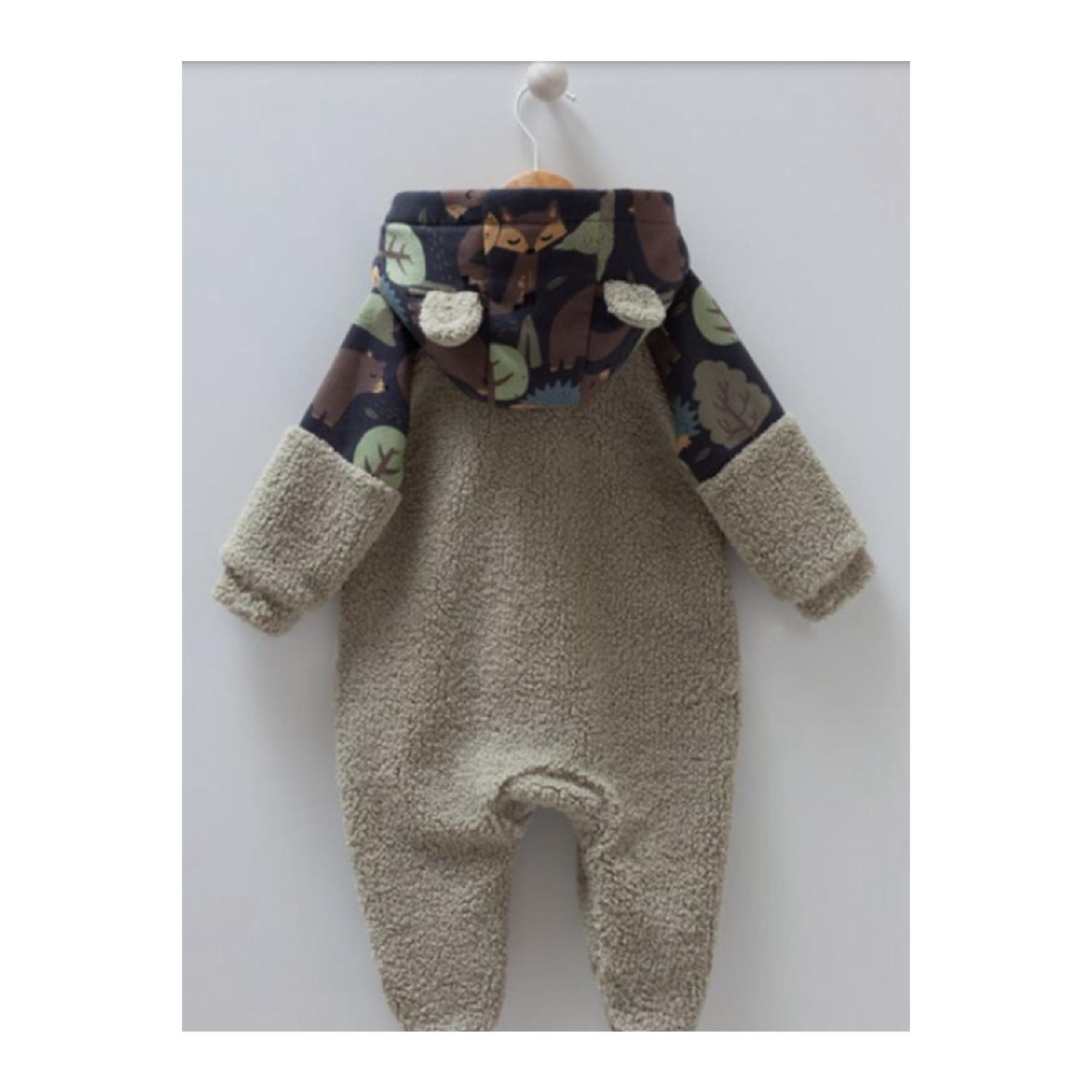 Лесной комбинезон космонавта
Лесной комбинезон космонавта