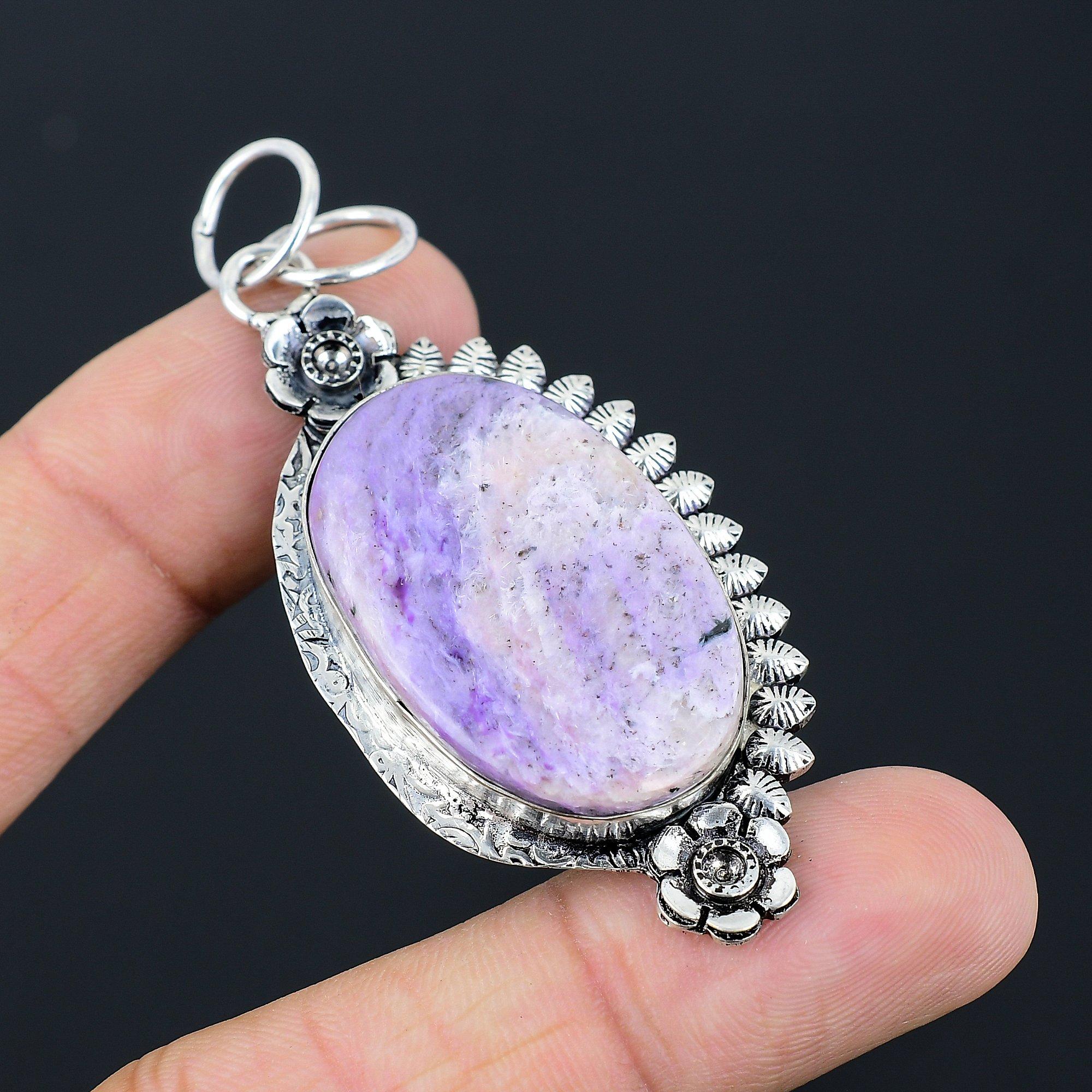 925 Silver Charoite Gemstone Ethnic Unique Flower Artisan Mother Elegant Pendant
925 Silver Charoite Gemstone Ethnic Unique Flower Artisan Mother Elegant Pendant